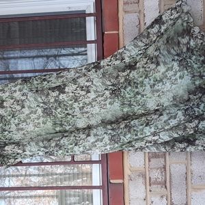 Sleeveless floral green dress